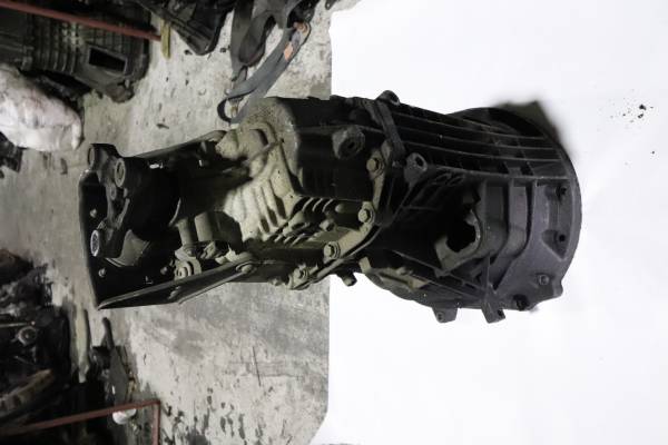 FORD CUSTOM 300 L 155 PS ÇIKMA PARÇA TRANSİT V184 ŞANZIMAN